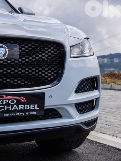 Jaguar F-Pace 2020 P-250 . Clean Carfax