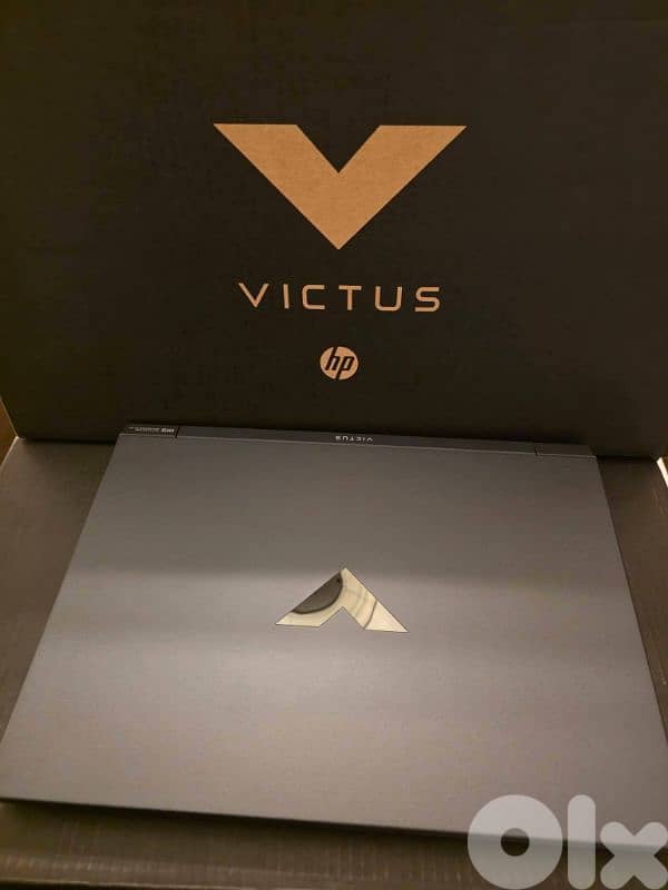 BRAND NEW OPEN BOX HP VICTUS RYZEN 7 7445HS WITH RTX 4050 6G DEDICATED 3