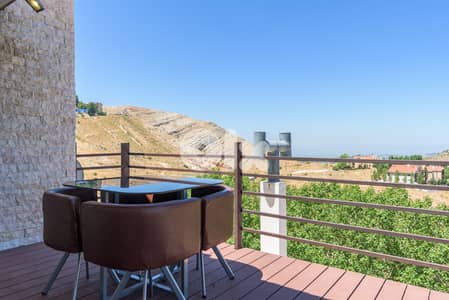 Three-Bedroom Apt in kfardebian