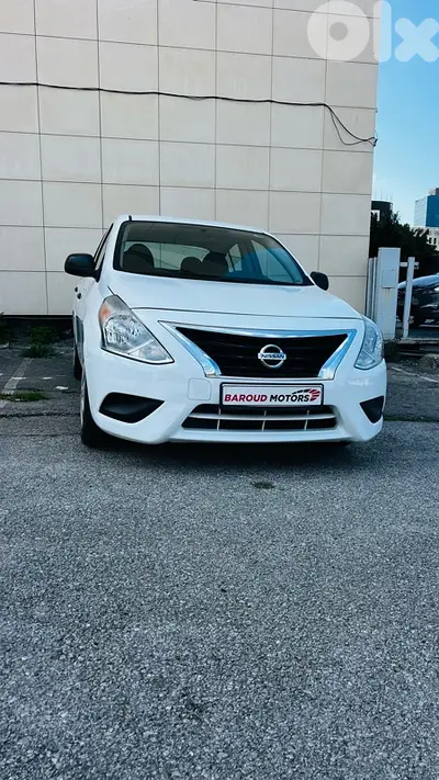 Nissan Sunny 2015