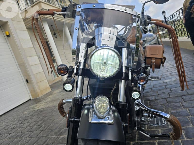 2016 Indian Scout 1133CC — Fully Customized — 8,300 km 9