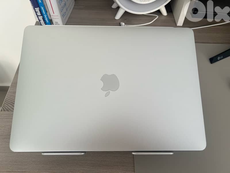 Apple MacBook Pro 13” M1 - 8GB RAM / 512GB SSD 5