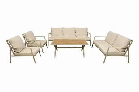 Luxury Outdoor Relaxation Suites