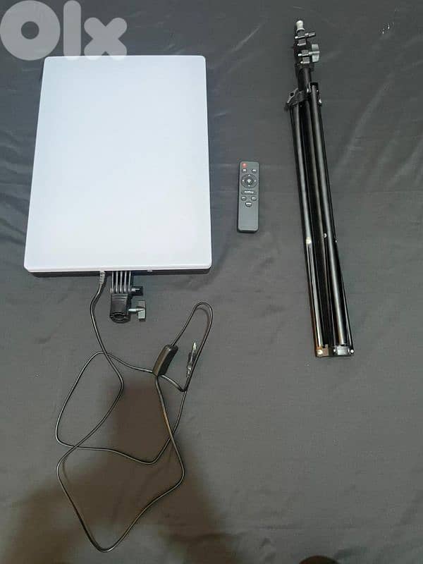 Plokama LIVE-P24 Professional LED Video Light - 75W Ultra Bright 1