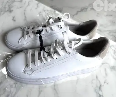Zara White Leather Sneakers - 41