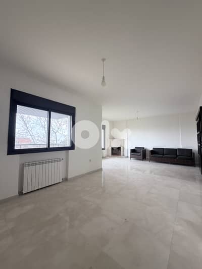 Apartment for Sale in Qennebet Broumana  شقة للبيع في قنابة برمانا