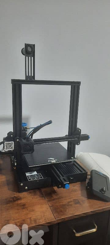 Ender 3 V2 3D Printer 0