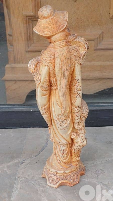 antique 5