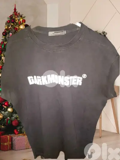 Black T-shirt