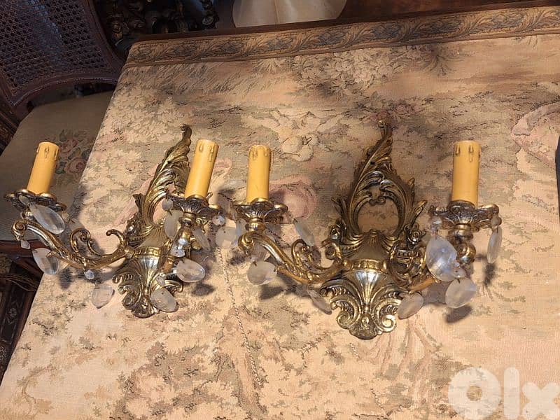 pair of antique brass wall lamps 0