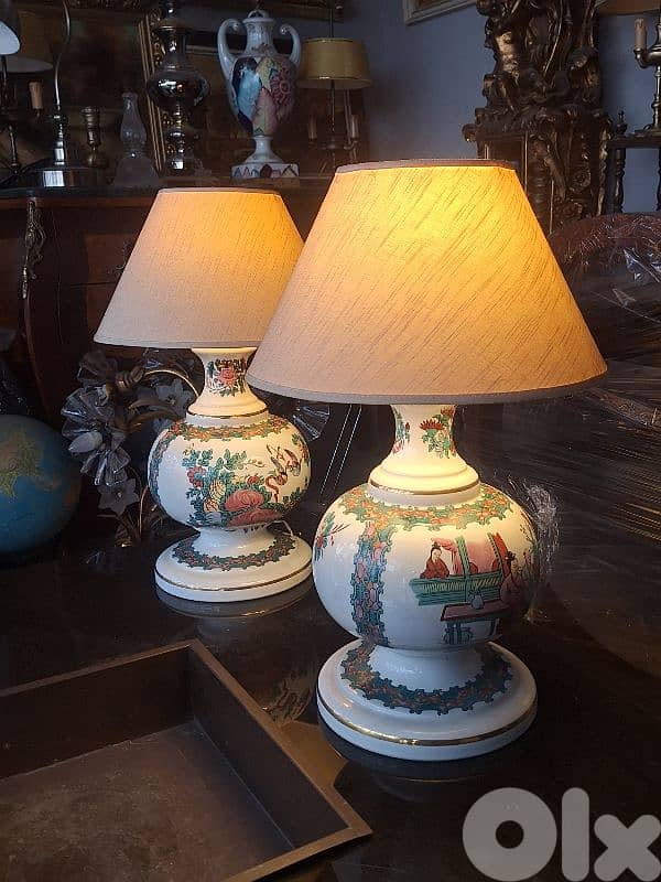 pair of japanese signed porcelain lamps 0