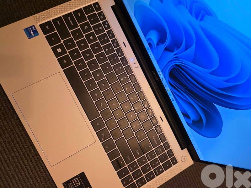 BRAND NEW ACER ASPIRE LITE CORE I7 GENERATION 13H 8