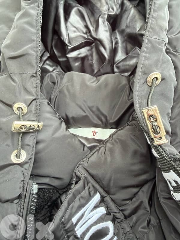 Moncler Black Puffer Jacket – Never Worn 5