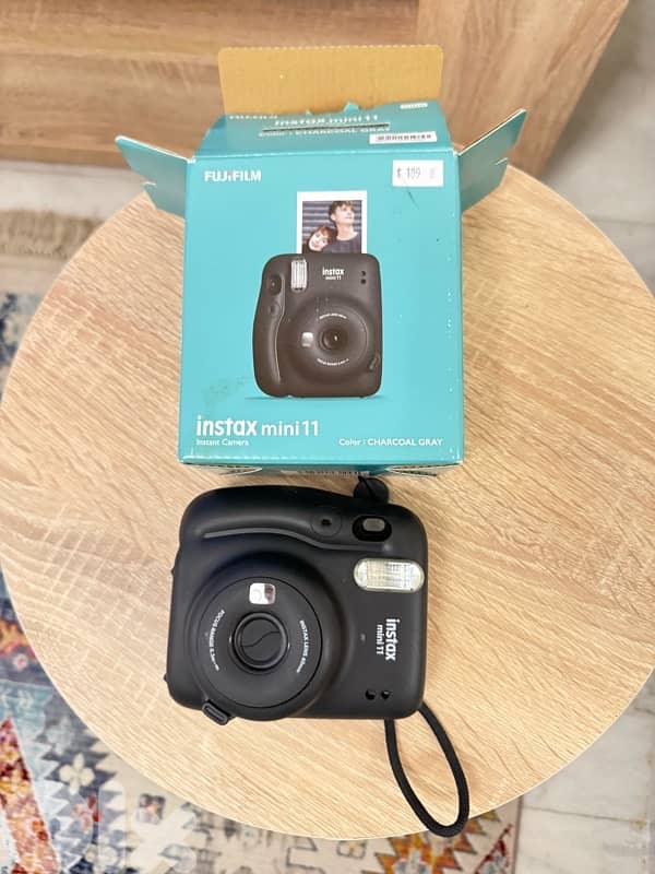 instant camera 0
