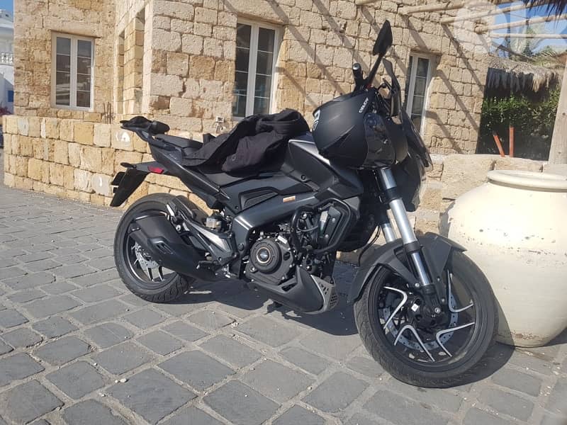 Dominar 400 2