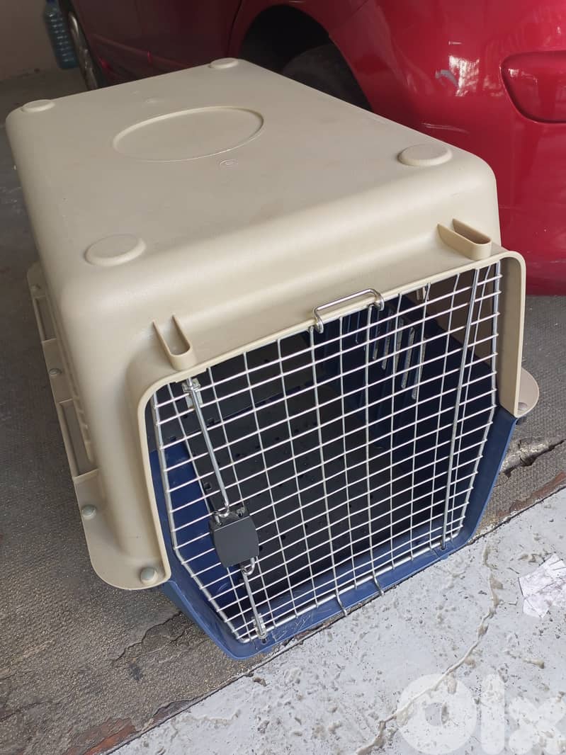 Dog Crate, Large. 50$ 0