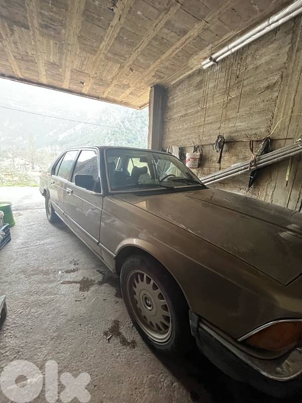 BMW 7-Series 1978 735i 0