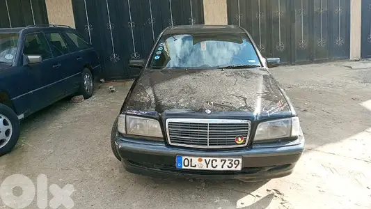 عكار طريق العالم