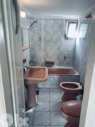Spacious 3-Bedroom Apartment for Rent in Ashrafieh – Prime Location