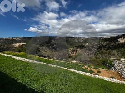 LAND/ Obeidat Jbeil/عبيدات جبيل /أرض / with road access REF#EK134808 !