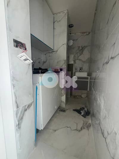 2 rooms office 4sale in Corniche Al Mazraa-Near Abdul Nasser Mosque