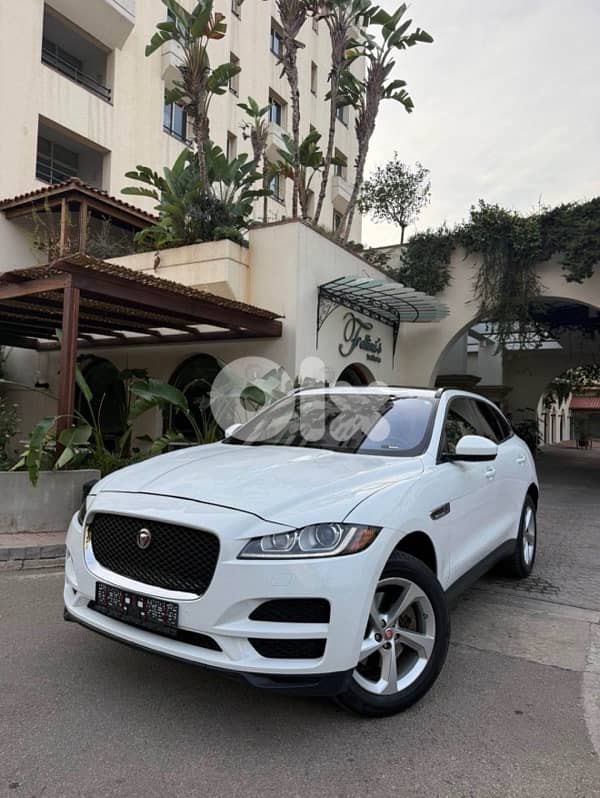 Jaguar F Pace 2017 (Premium) - 6Cylinders - 4Wheel - Clean carfax 0