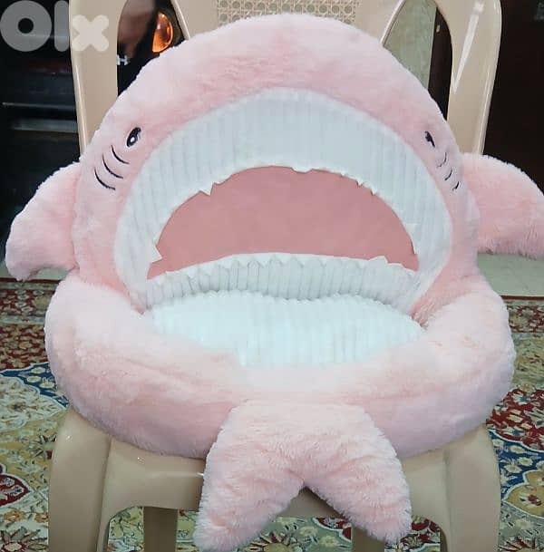 baby shark cushion pink 0