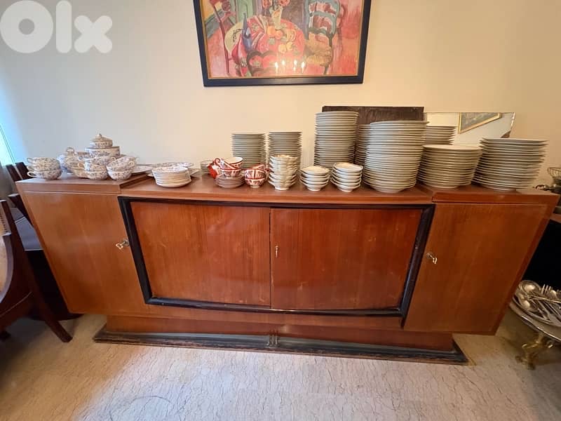 Buffet en bois 0