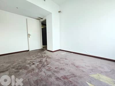 RAO26-4981 Office 125 m² for Rent – Verdun (Prime Location)