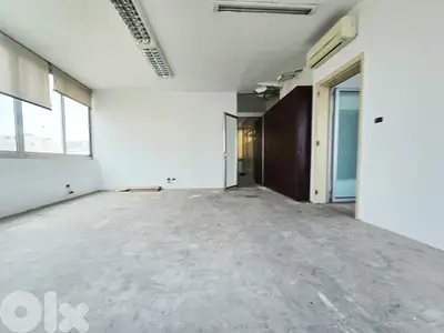 RAO26-4982 Office 160 m² for Rent – Verdun (Prime Location)