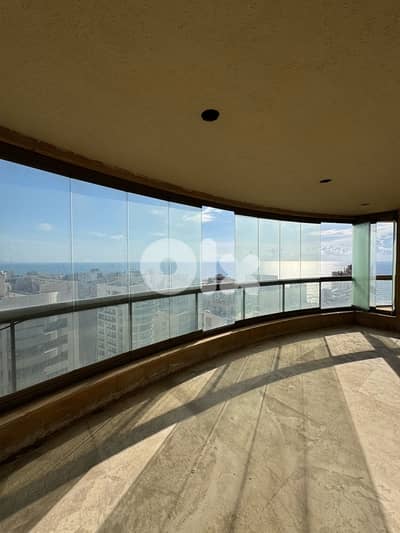 Top Penthouse for Sale Unesco • شقة بارتفاع شاهق للبيع في اونيسكو