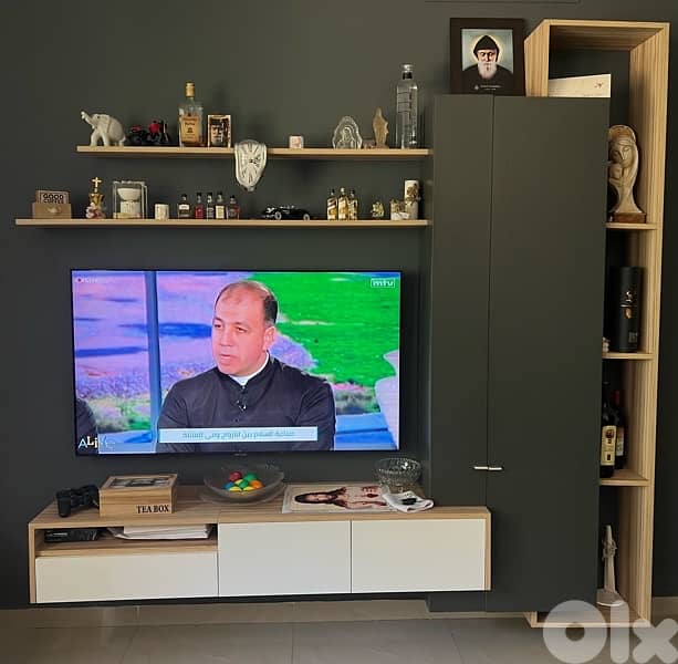 TV unit for sale 0