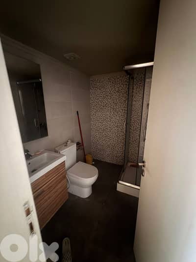 apartment For sale in jouret al ballout شقة للبيع في جورة البلوط