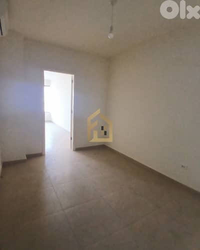 Office for rent in Jbeil RC212 مكتب للإيجار في جبيل