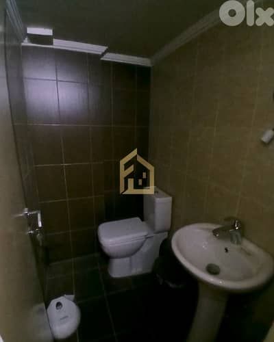 Office for rent in Jbeil RC212 مكتب للإيجار في جبيل
