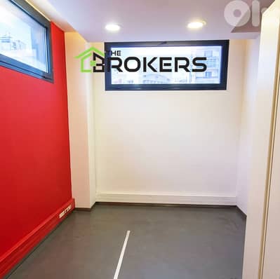 Office for Rent in Furn Al Chebak مكتب للايجار في فرن الشباك