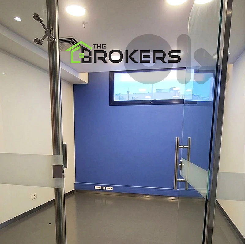 Office for Rent in Furn Al Chebak مكتب للايجار في فرن الشباك