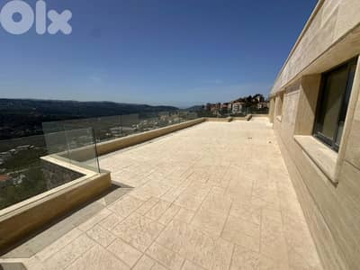Penthouse Roof Ap For Sale In Baabdat شقة روف للبيع في بعبدات