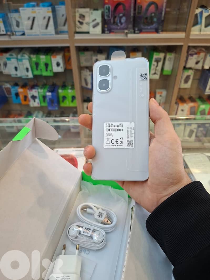 [Open box not used] Infinix smart 10 3/64 gb titanium silver  65$ 0