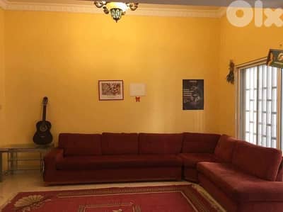 Apartment for Sale in Hamraشقة للبيع في الحمرا