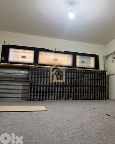 Shop for rent in Achrafieh EA305 محل تجاري للإيجار في الأشرفية