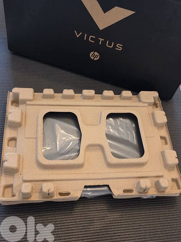 HP VICTUS RYZEN 7 7445HS WITH RTX 4050 & 1 TERRA NVME OPEN BOX 3