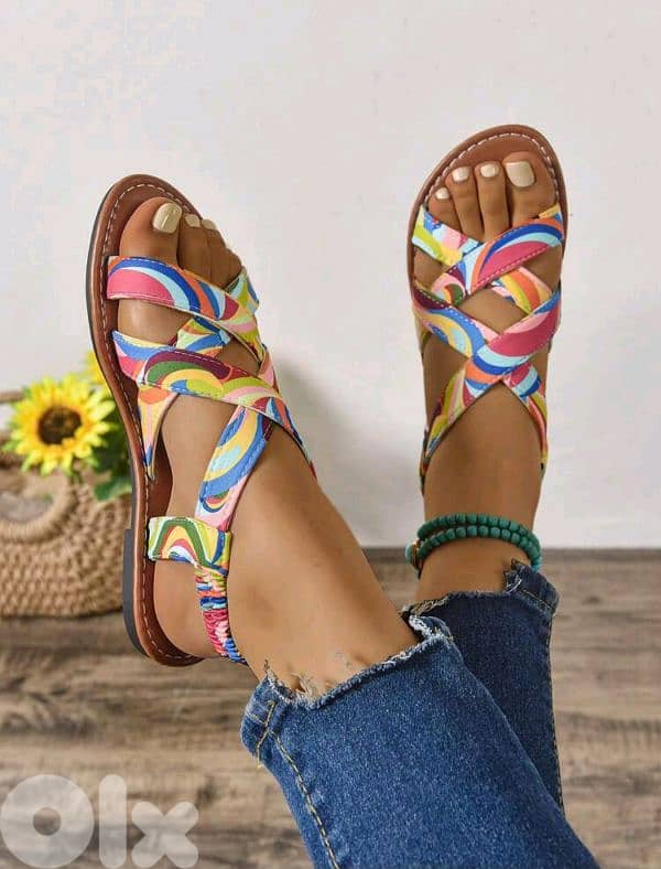 New Fashionable Multi-Color Strap Woman Casual Flat Sandal 0