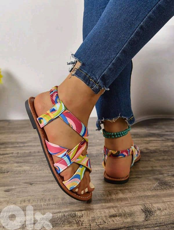 New Fashionable Multi-Color Strap Woman Casual Flat Sandal 5