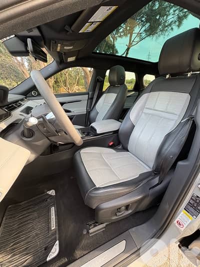 Land Rover Evoque P300 SE 2020 R Dynamic low mileage