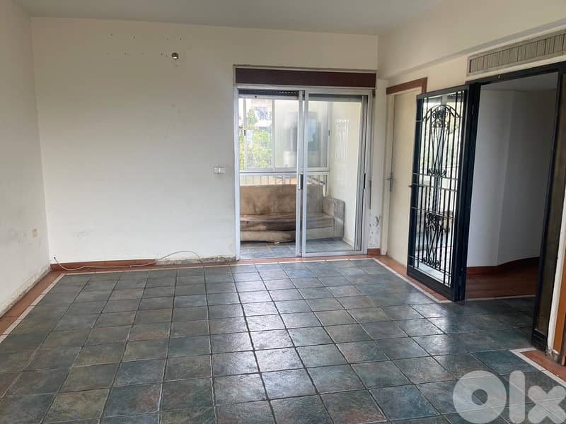 jounieh highway apartment 100 m sea view suitable for an office #3246 0