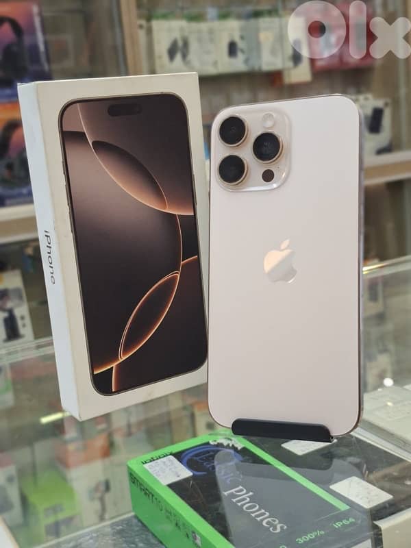 Used 16 pro max 256 gb 242 cycle 0