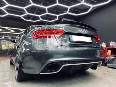 Audi RS5 2011