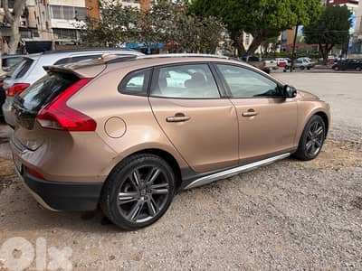 Volvo V40 2016