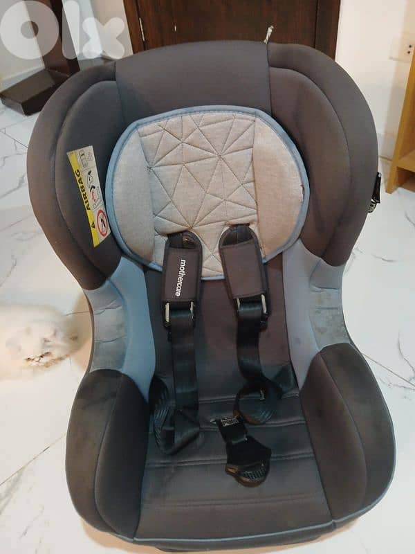 car seat 3rd stage mothercare 50$ 0